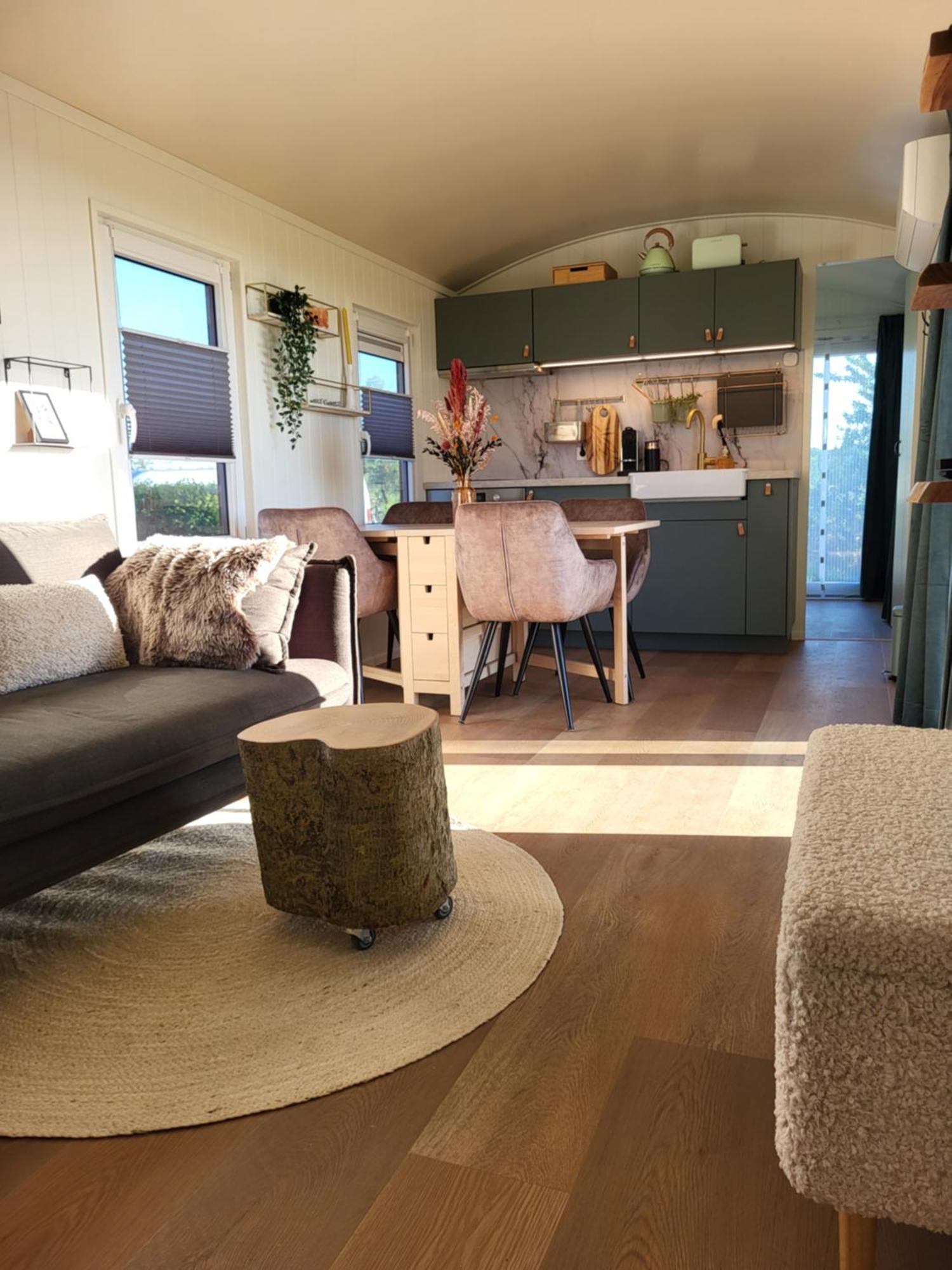 Jelsum Aan De Ee Apartment Bagian luar foto