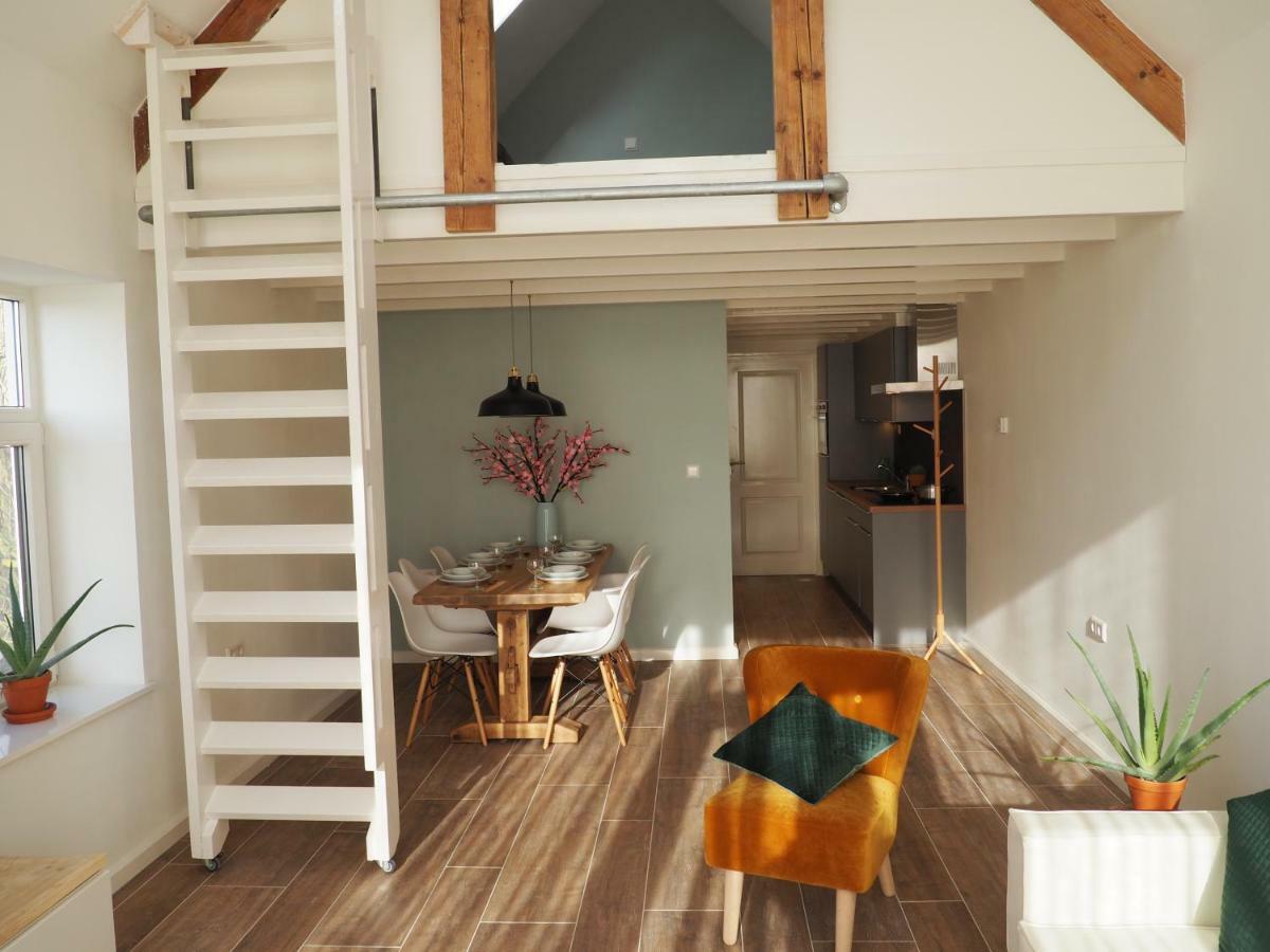 Jelsum Aan De Ee Apartment Bagian luar foto