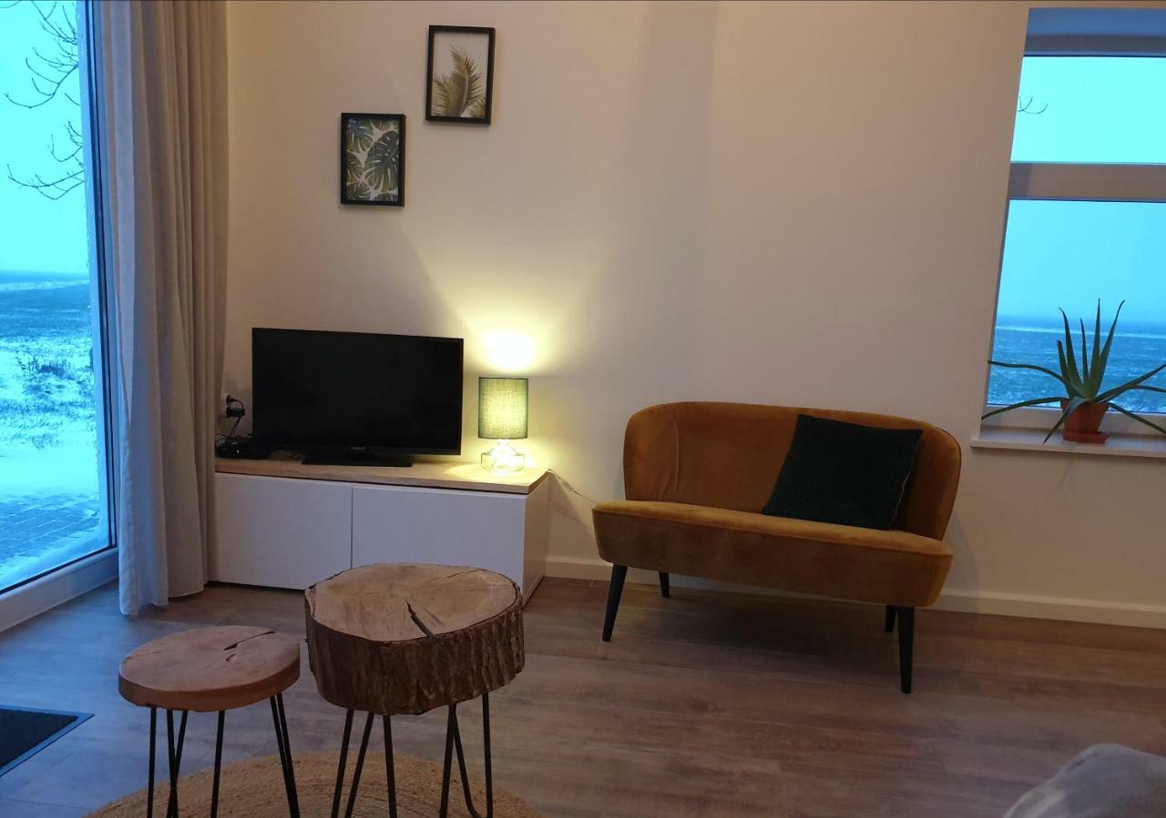 Jelsum Aan De Ee Apartment Bagian luar foto