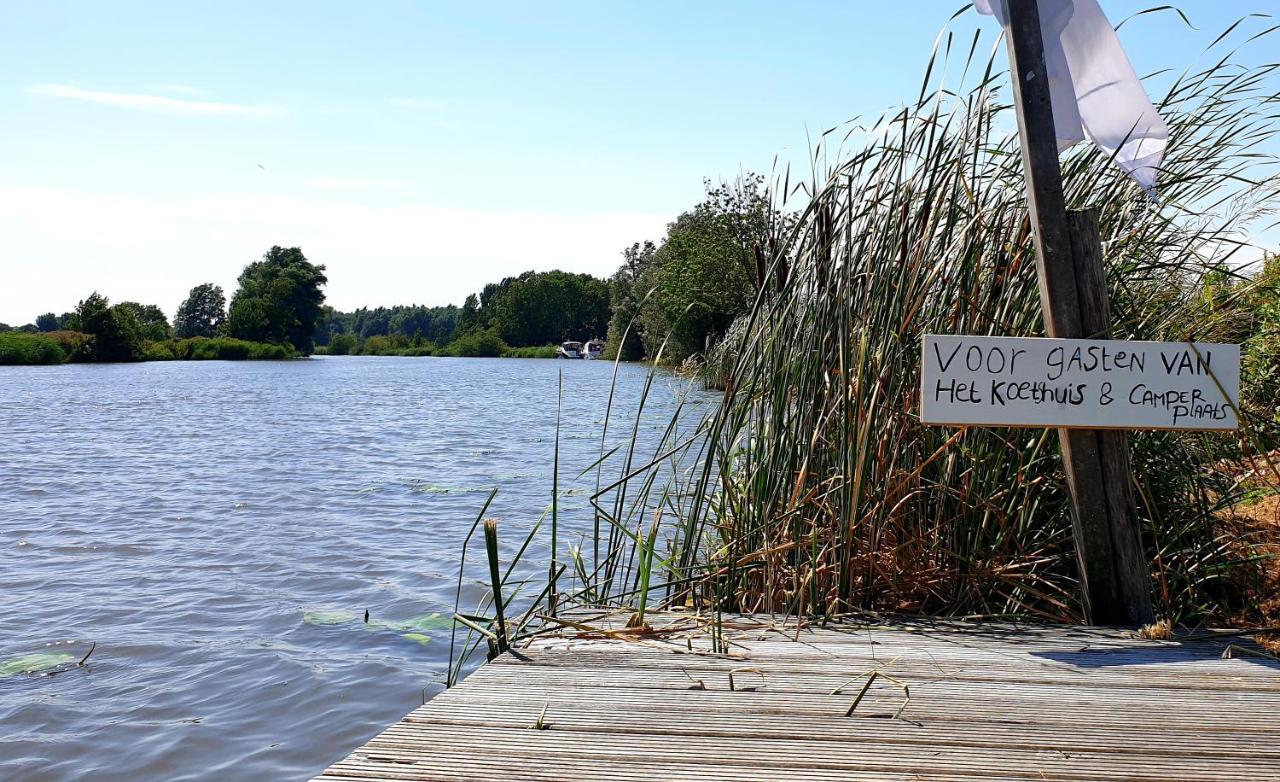 Jelsum Aan De Ee Apartment Bagian luar foto